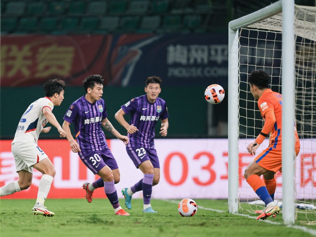 比赛首秀阶段，梅州客家凭借稳定的控球与默